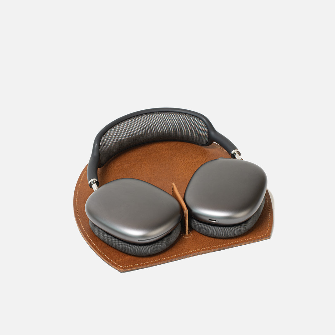 Full-Grain Leather Rest Station 2.0 for AirPods Max